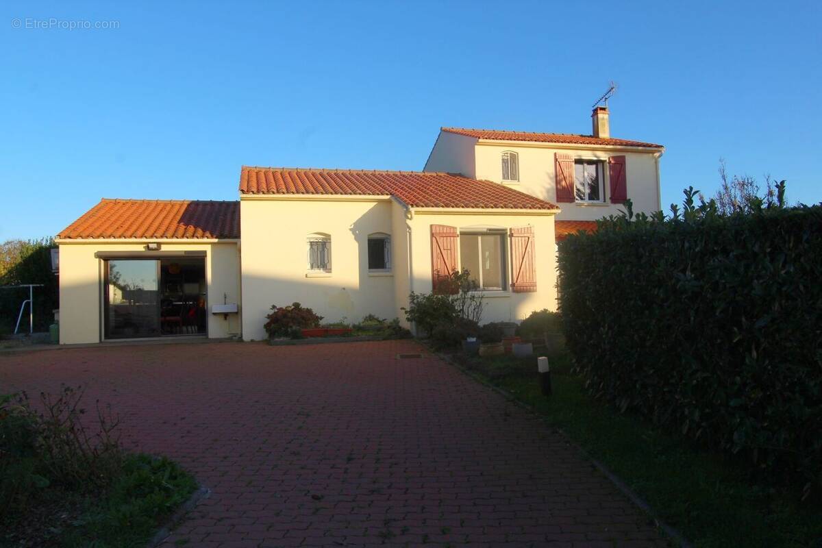 Maison à SAINT-MICHEL-EN-L'HERM