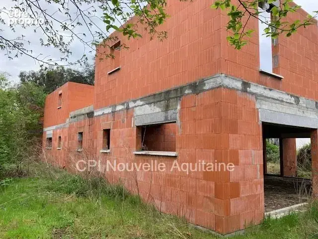 Maison 380 m² à Pessac  - photo 5