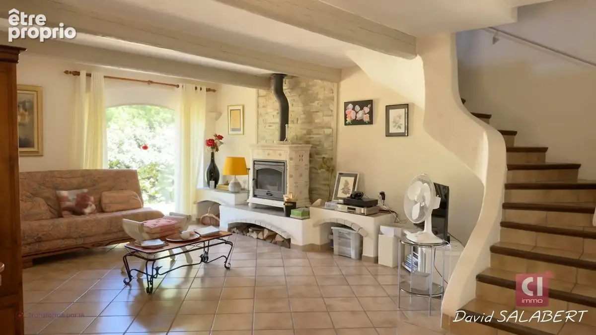 Néoules à vendre - Villa familiale avec piscine sur 2 597 m² de terrain paysager - photo 2