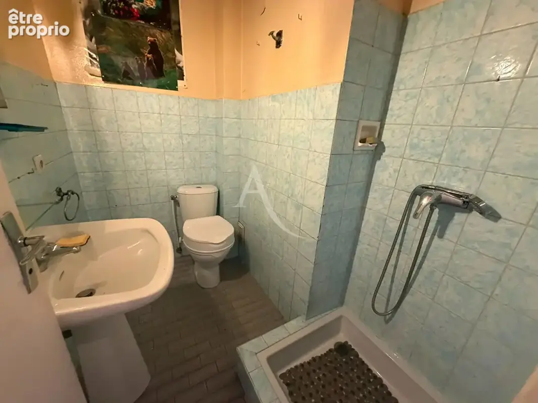 Appartement Le Cannet studio, à rénover balcon proche commerces - photo 2