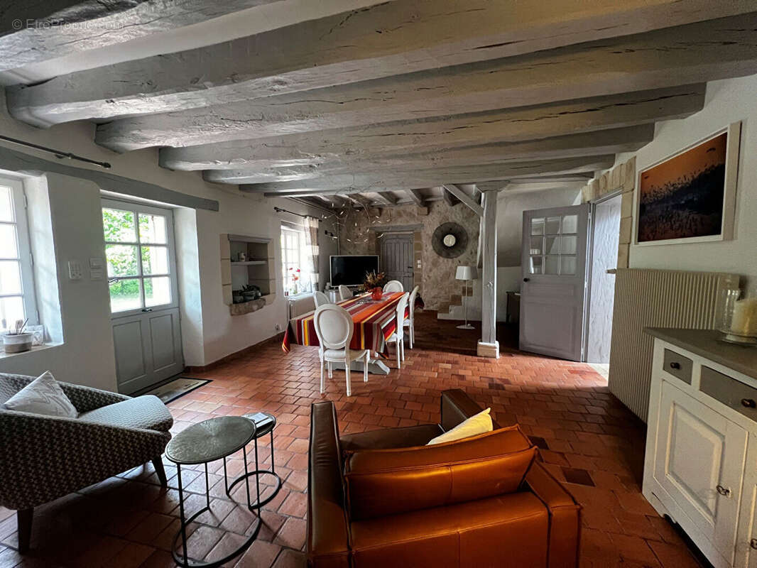 Maison à VERNOU-SUR-BRENNE