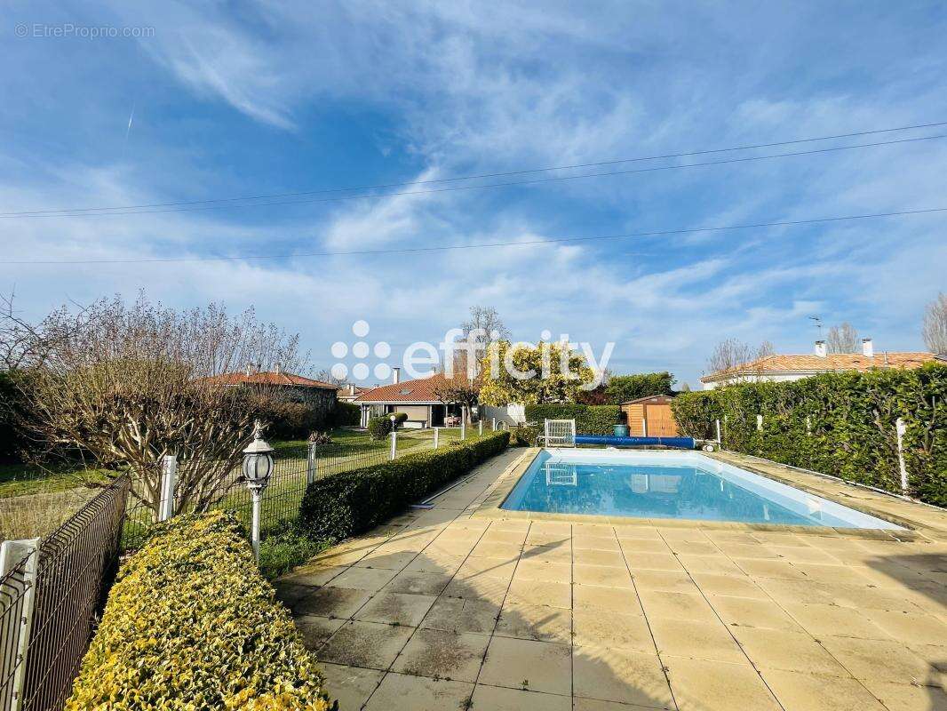 Maison à SAINTE-EULALIE