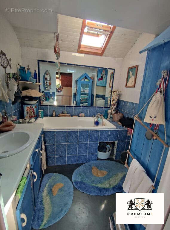 Maison à LE THILLAY