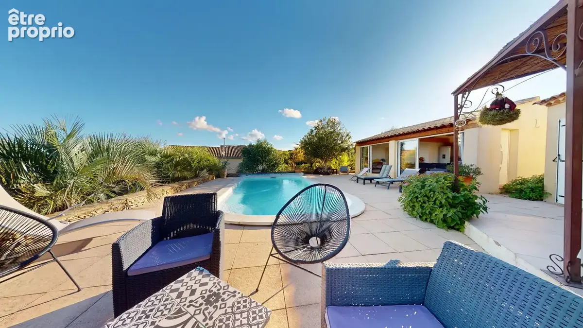 Villa - 5 pièces - 133 m² + Pool-house 21 m² - photo 3