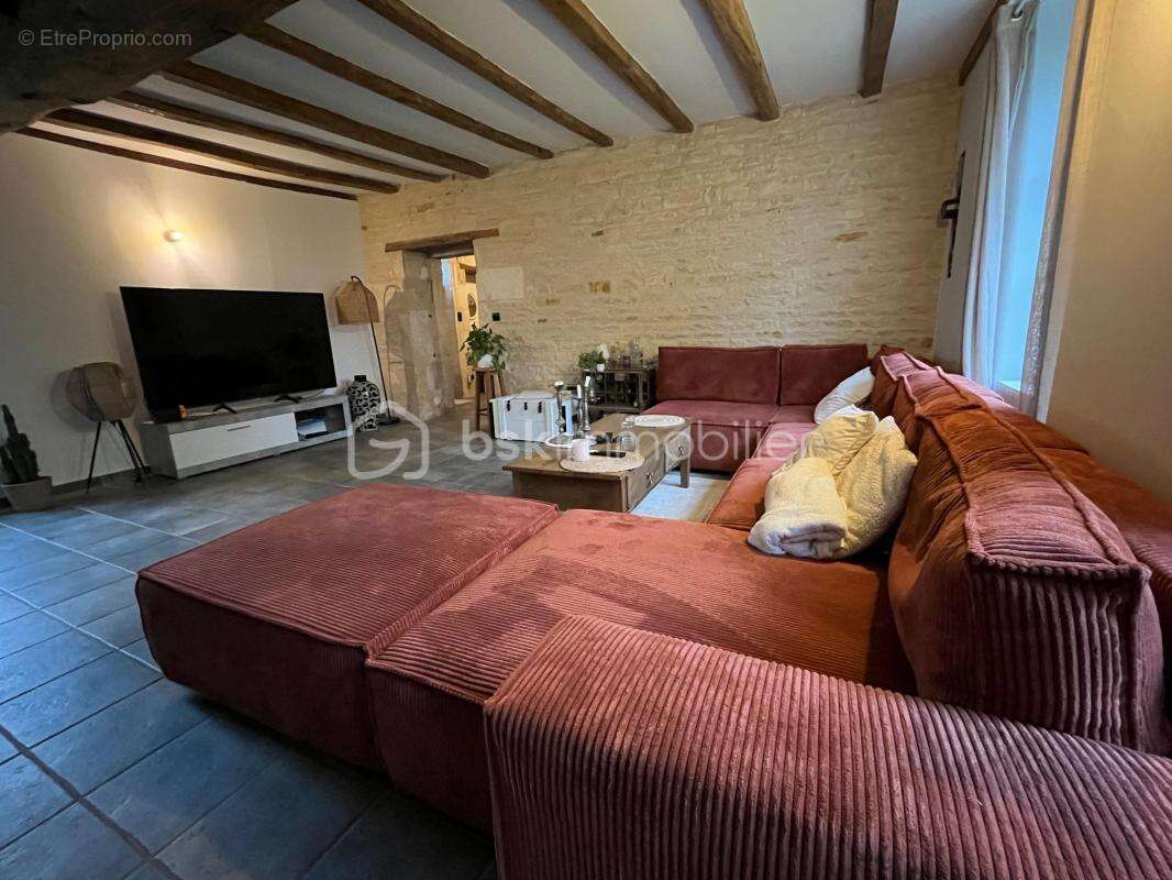 Maison à BEAUVOIR-SUR-NIORT