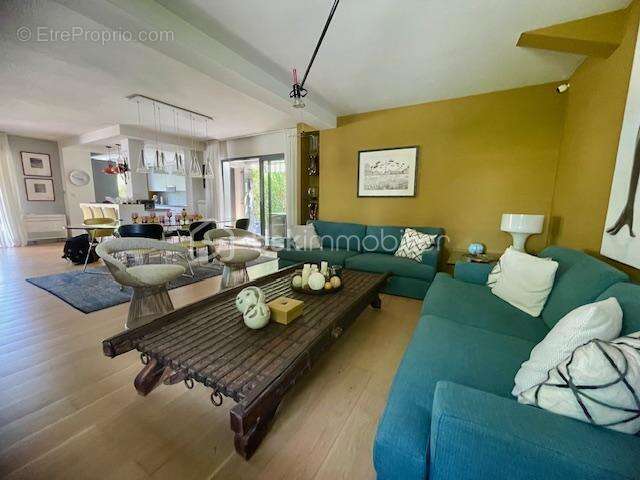 Maison à SAINT-LAURENT-D&#039;AIGOUZE