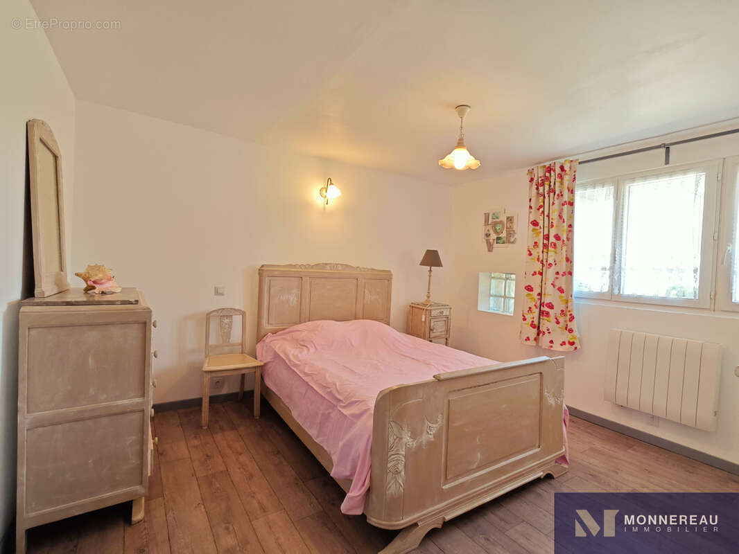 Maison en pierre avec piscine - photo 11