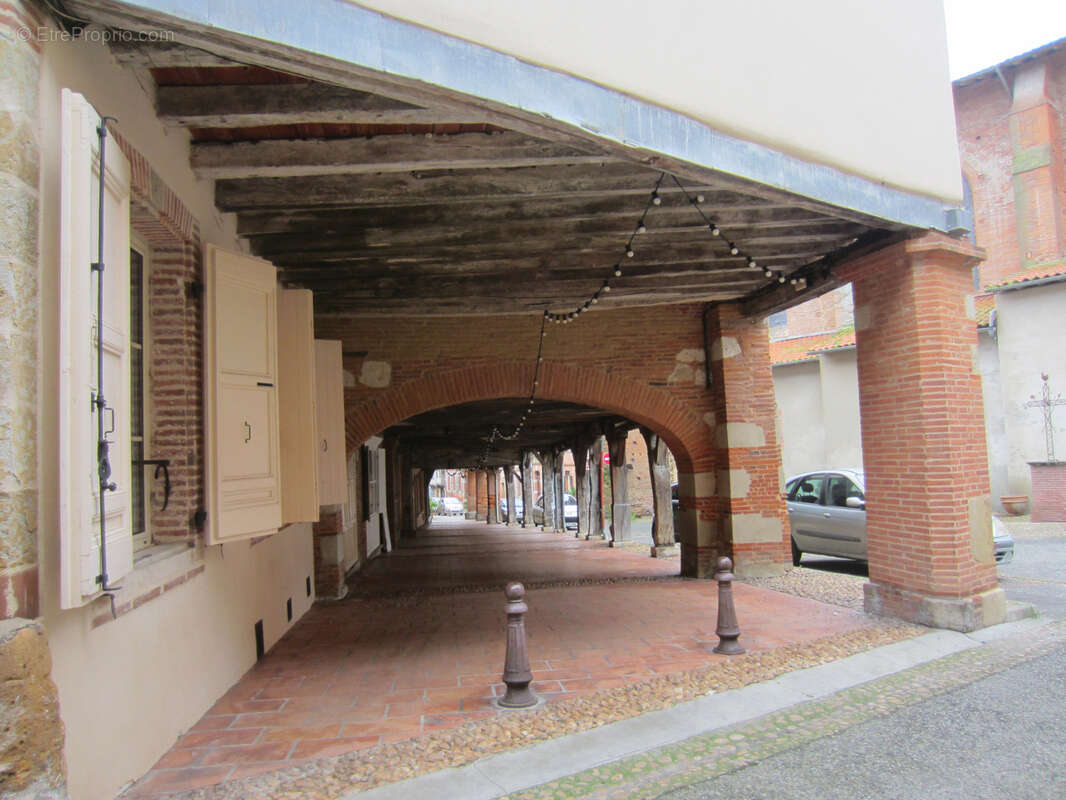 Maison à LEZAT-SUR-LEZE