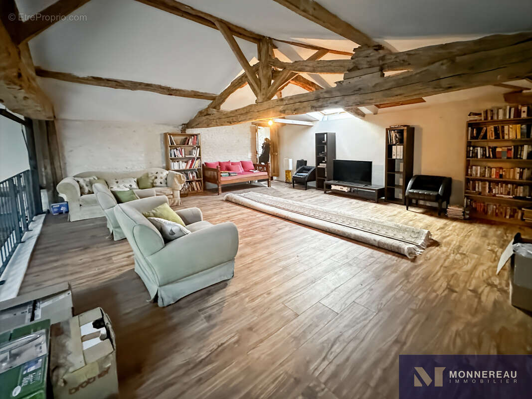 Propriete avec gite sur 7ha - photo 15