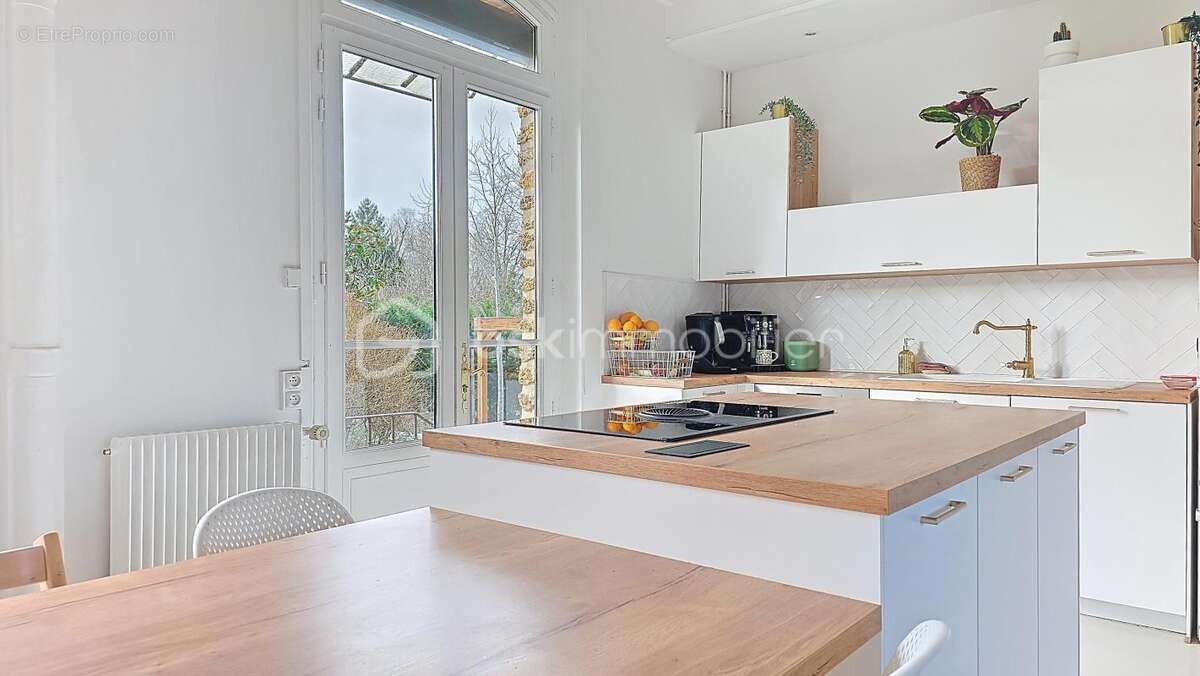 Maison à BRIE-COMTE-ROBERT