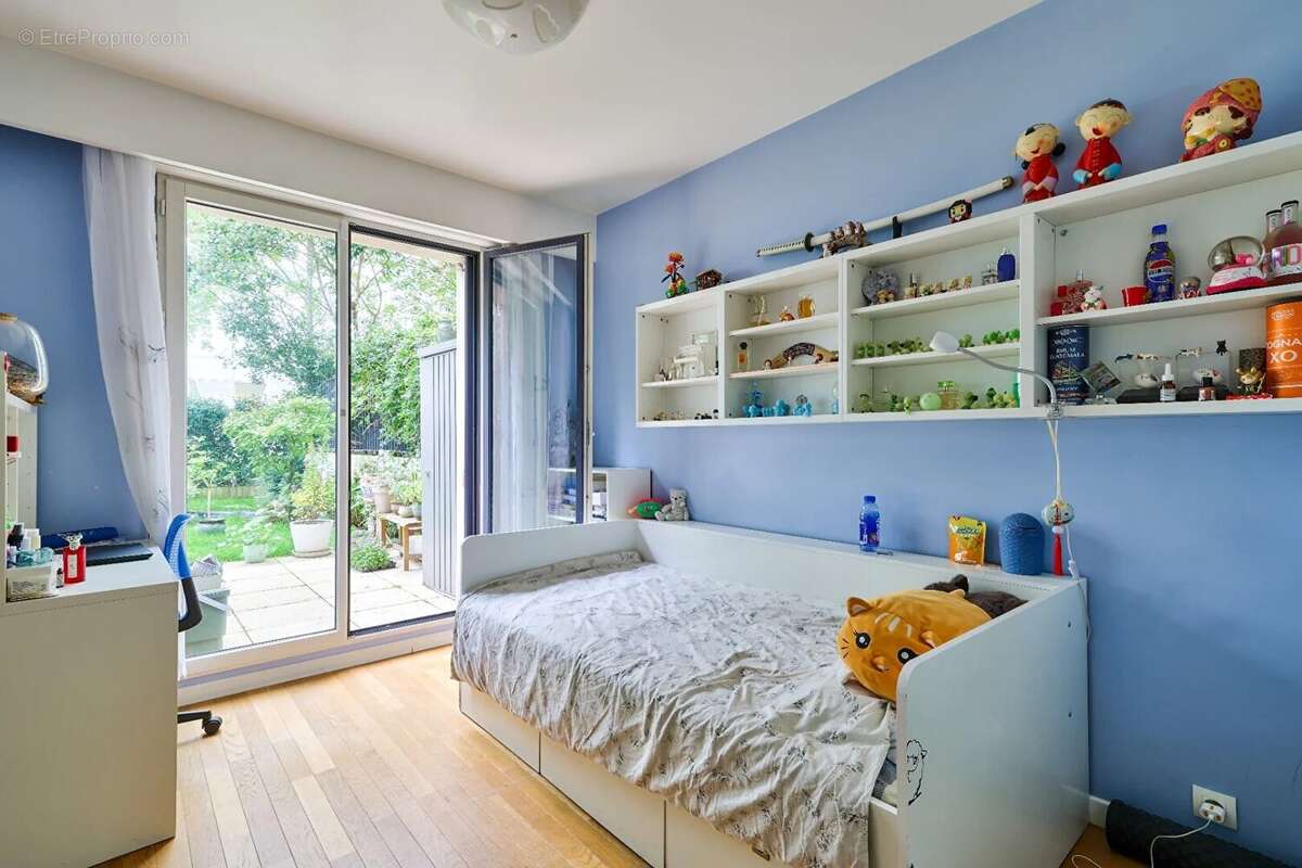 Appartement à ISSY-LES-MOULINEAUX