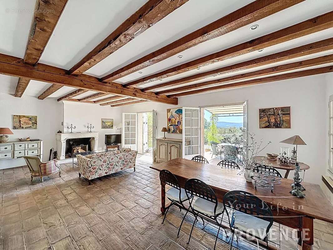 Maison à SAINT-ANTONIN-DU-VAR