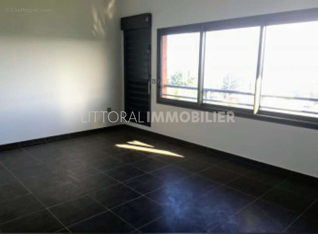 Appartement Saint Denis 3 pièce(s) 61 m2 - photo 8