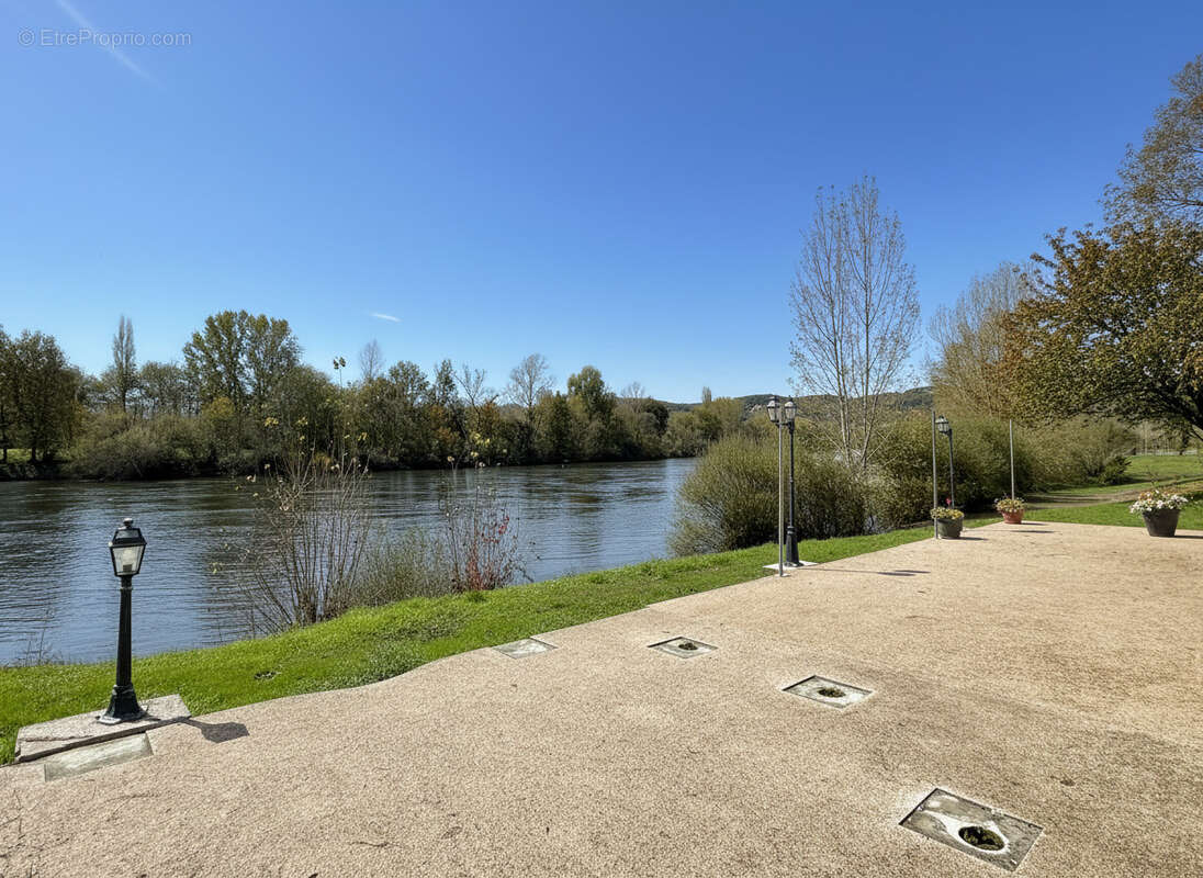 4435.132 - Maison à ALLAS-LES-MINES