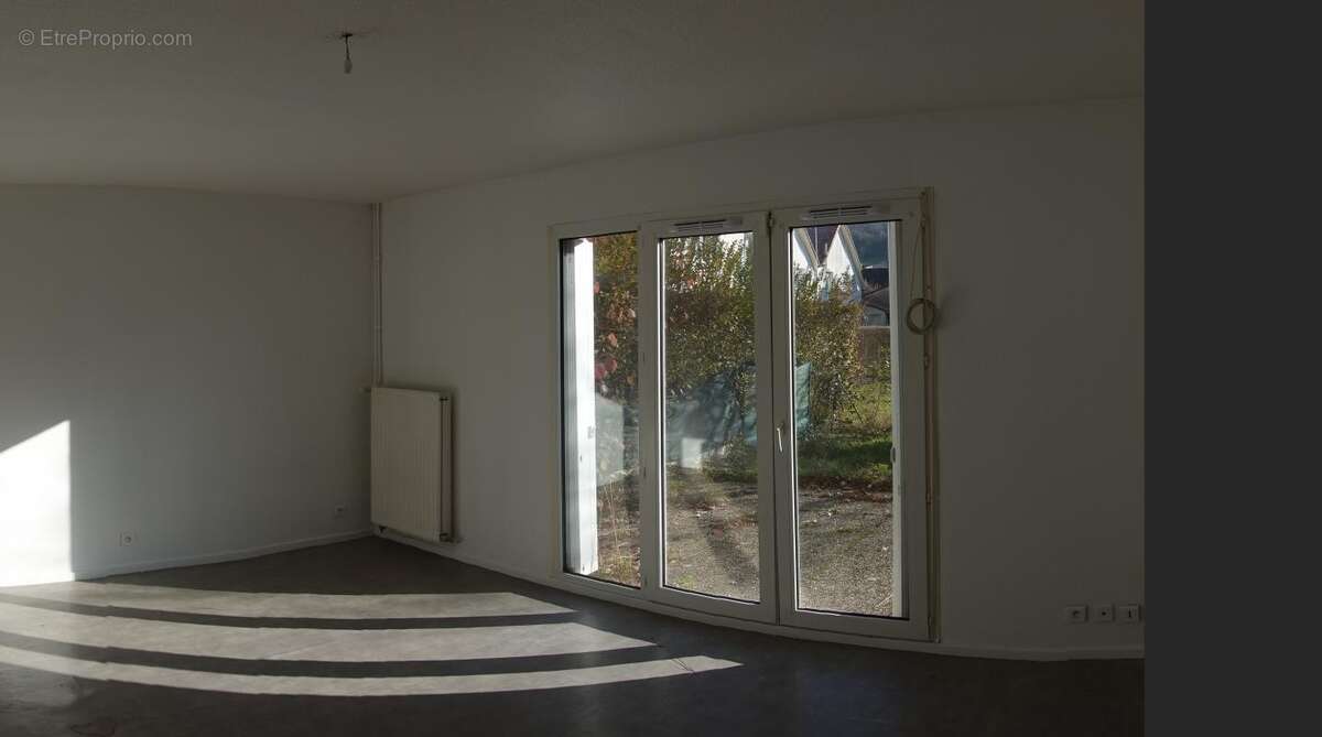 Appartement à ECHENANS-SOUS-MONT-VAUDOIS