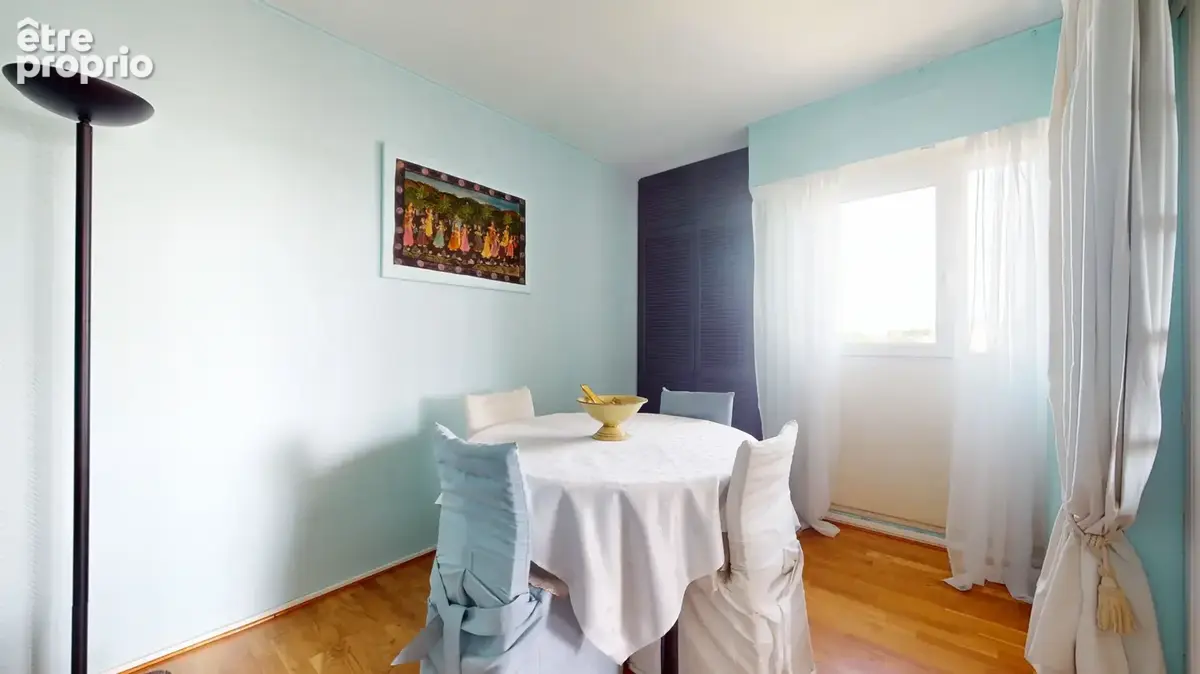Appartement 4 pièces, quartier Freysnay-Vieux-Pays, 15 minutes à pied de la gare, avec balcon et box - photo 9