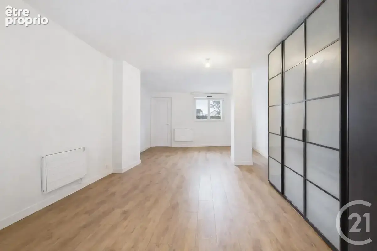 Appartement 4 pièces 150 m² à vendre à Chartres (28000) - photo 8