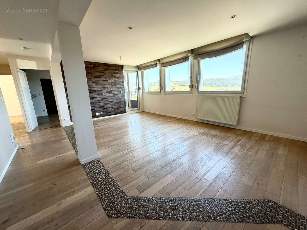 Appartement à MORTEAU