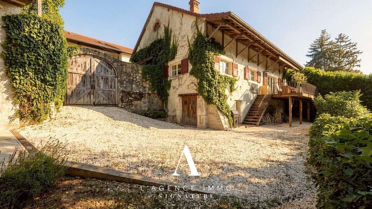 Maison à VANZY