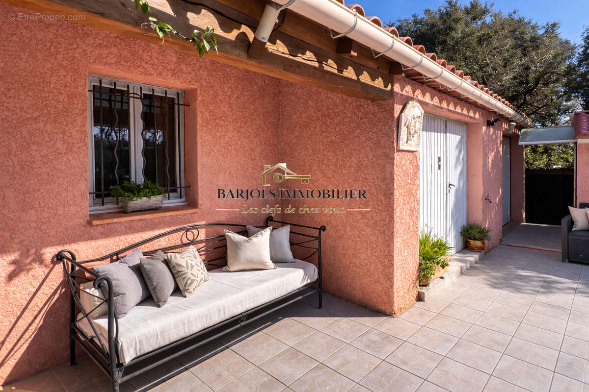 Maison à FLASSANS-SUR-ISSOLE