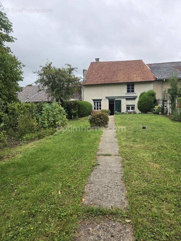 Maison à MONT-DEVANT-SASSEY