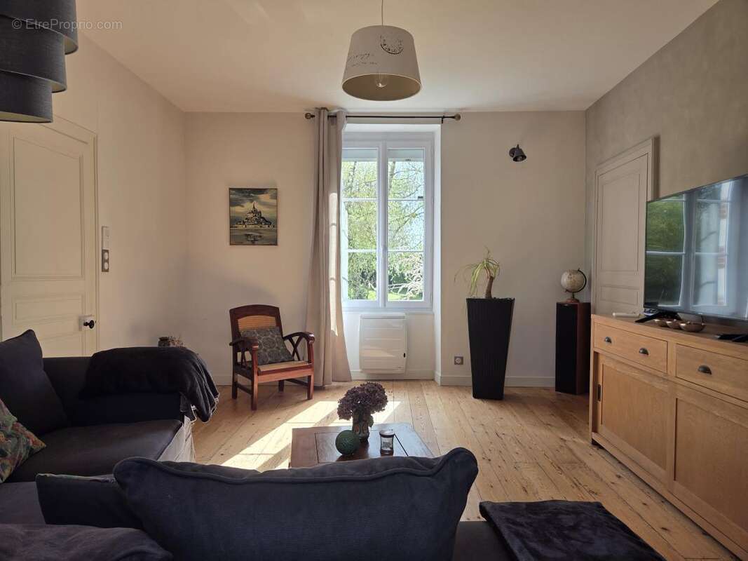 Maison 193 m² à Chateau-Gontier  - photo 5
