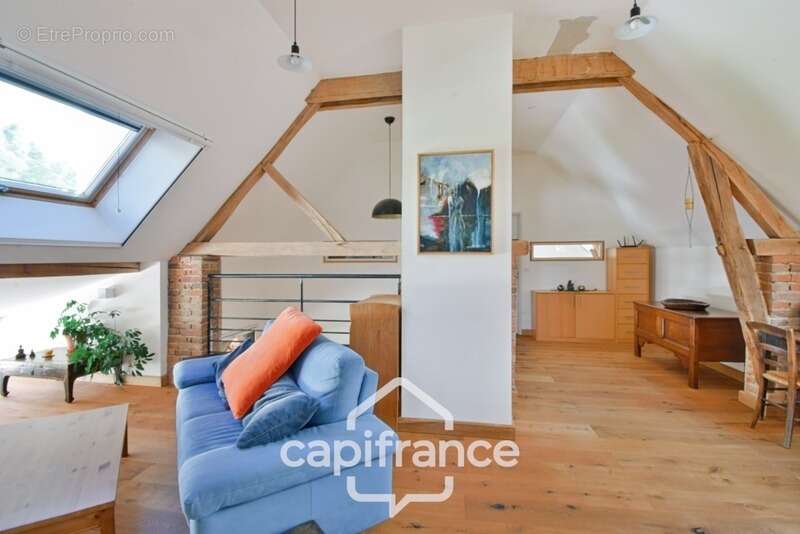 Propriété avec gîtes et chambres d’hôtes dans dépendances séparées et Maison bressane rénovée de 140 m² – Terrain 4374 m² –LOUHA - photo 52