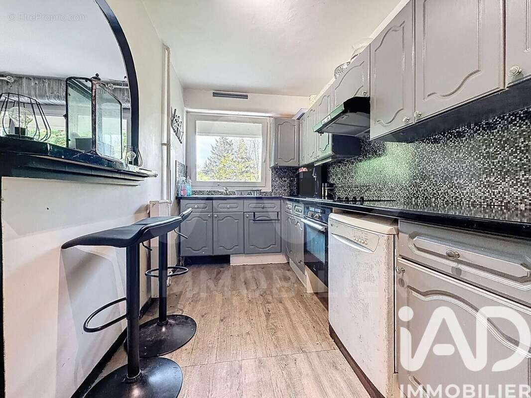 Photo 3 - Appartement à CHENNEVIERES-SUR-MARNE