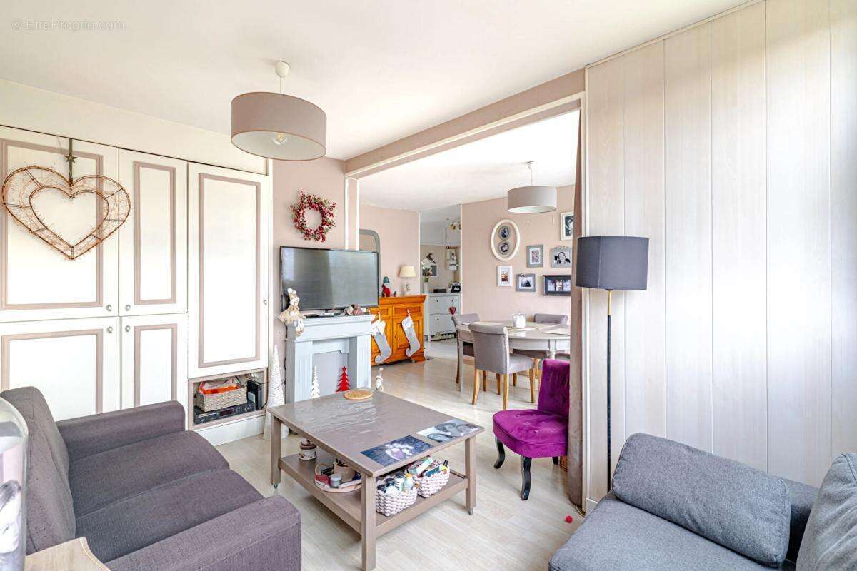 Appartement à SAVIGNY-SUR-ORGE