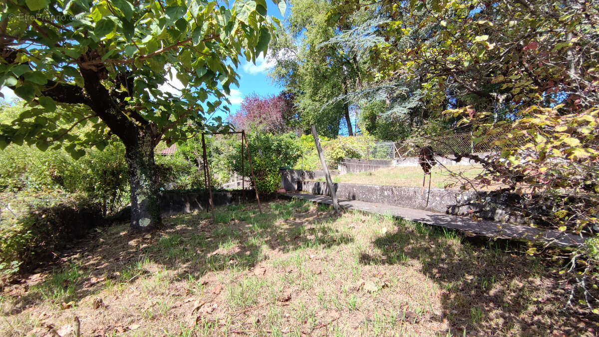 Maison à BAGAT-EN-QUERCY