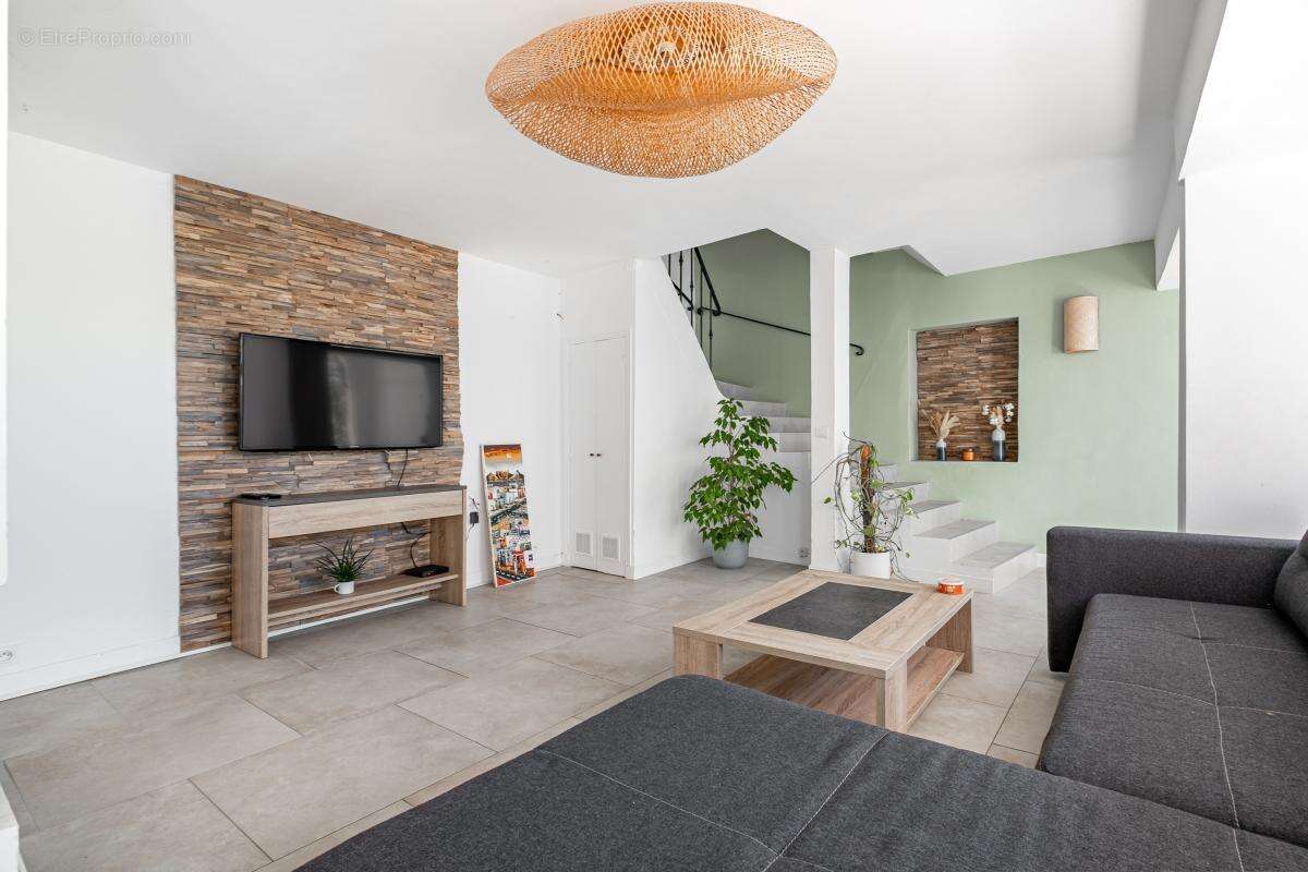 Maison à PEYMEINADE