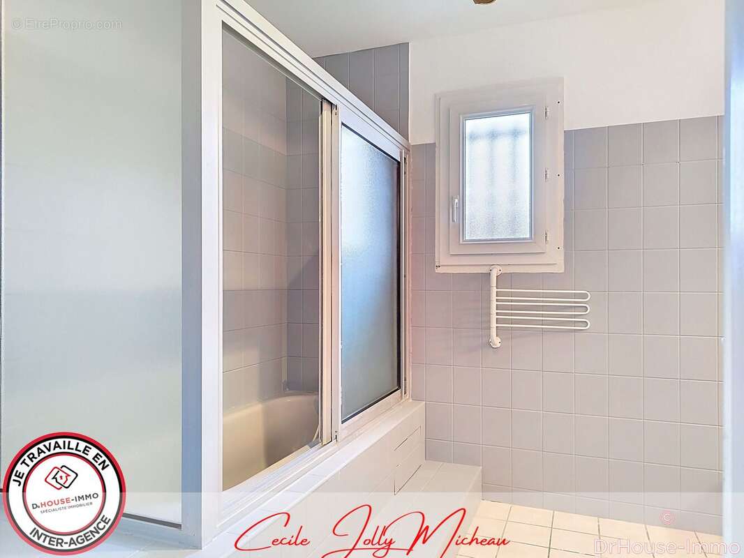 Maison à SAINT-GENES-DE-BLAYE