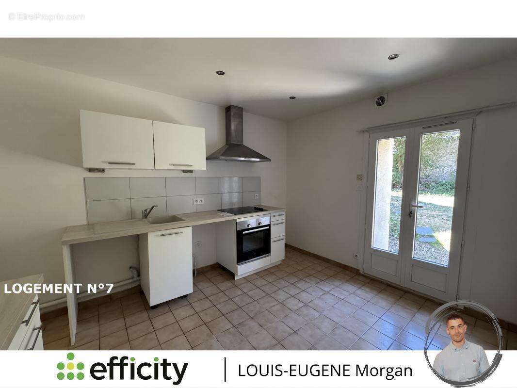 Appartement 682 m² à Poitiers  - photo 16