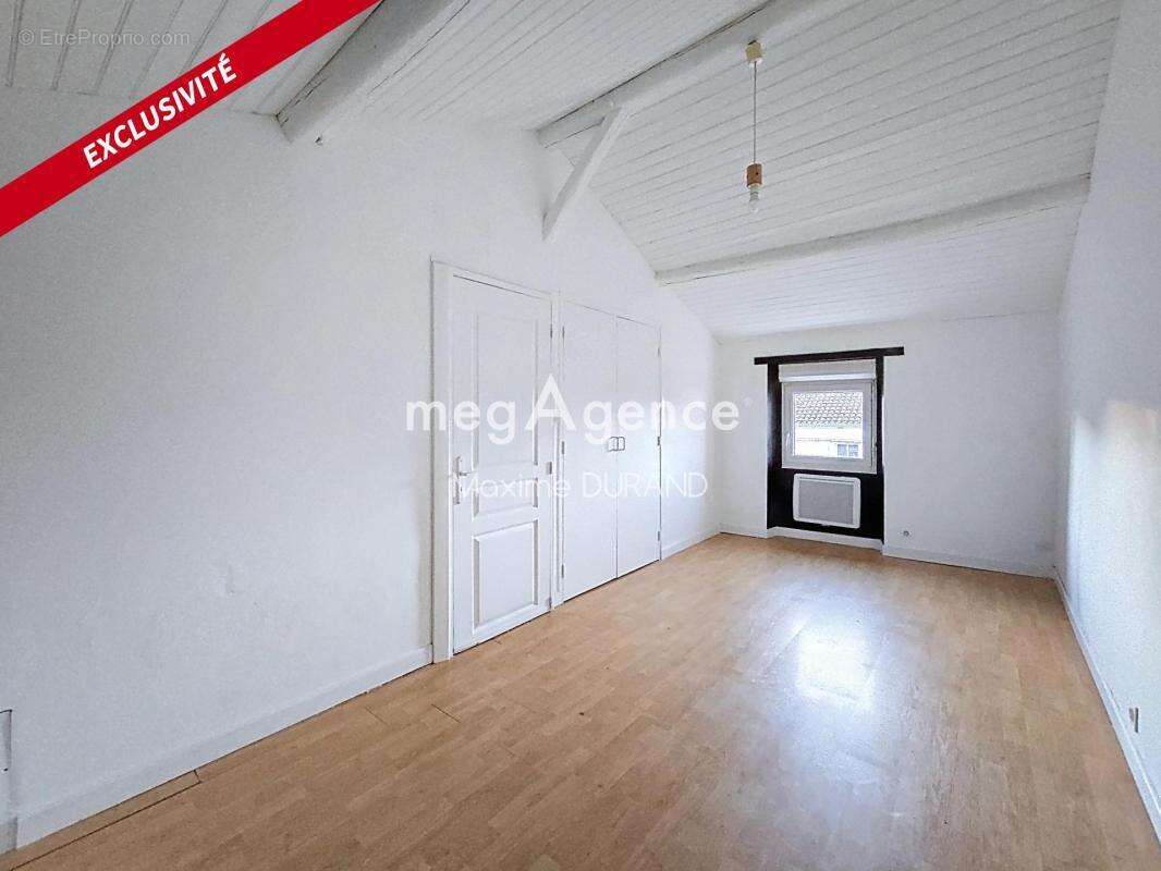 Appartement à TREMENTINES