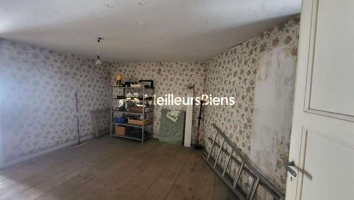 Maison à MONSOLS