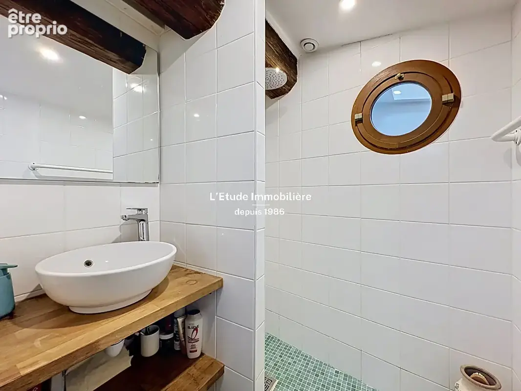 A VENDRE Maison Caluire LE BOURG 6 pièce(s) 136.30 m2 avec jardinet et Terrasse - photo 14