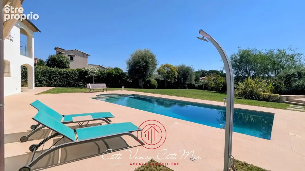 Maison familiale de 181 m2 avec piscine à Vence (06140) - photo 6