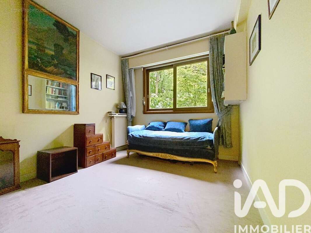 Appartement 113 m² à Saint-Cloud  - photo 8