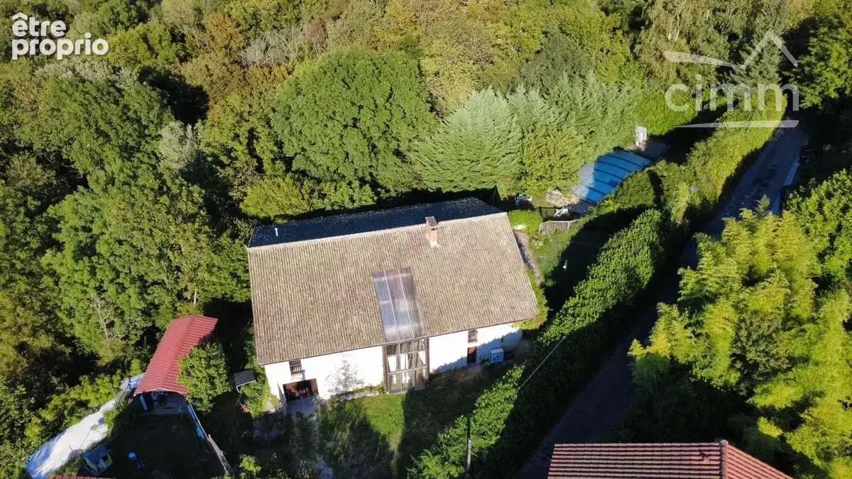 Maison de village avec garage et piscine. - photo 6