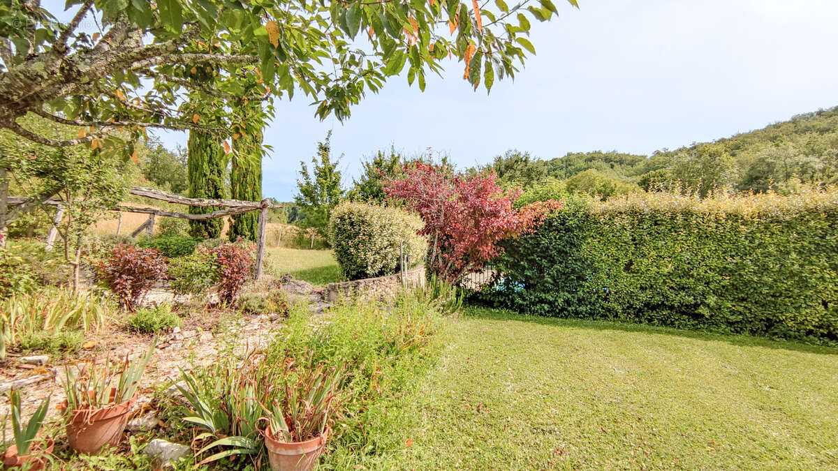 Maison à BAGAT-EN-QUERCY