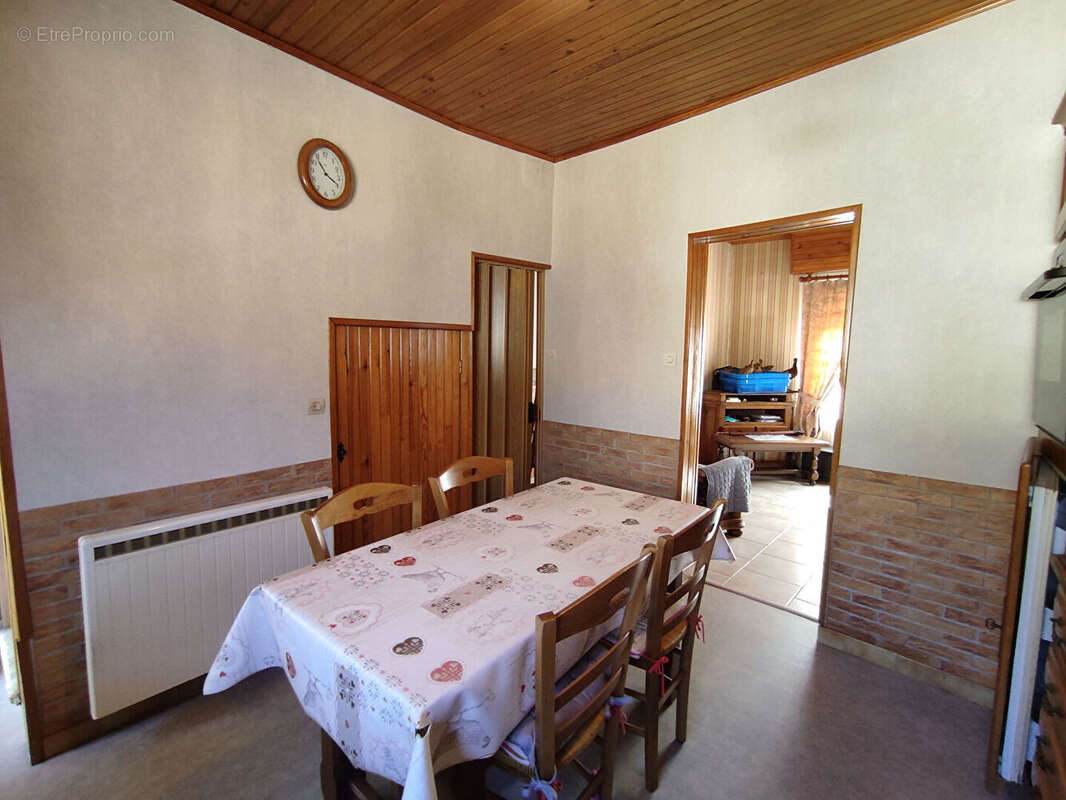 Maison à BOHAIN-EN-VERMANDOIS