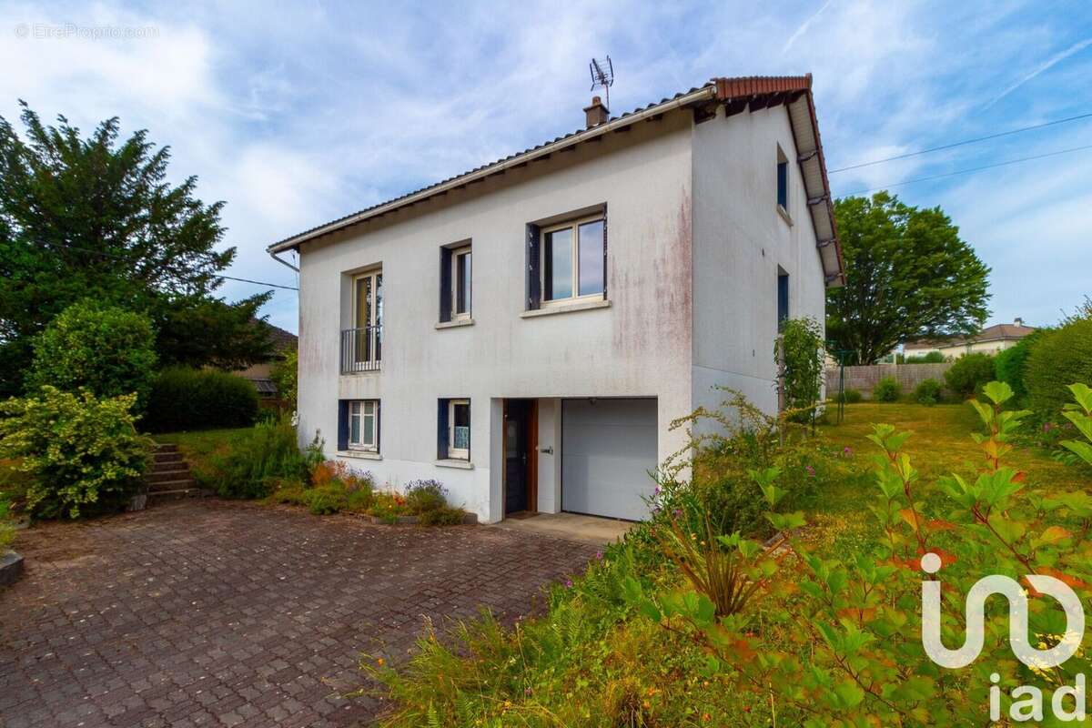 Photo 2 - Maison à SAINT-LEONARD-DE-NOBLAT
