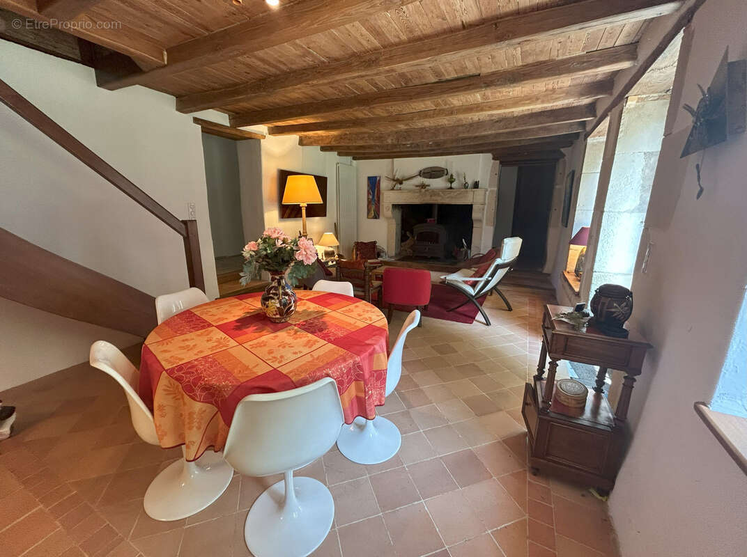 Maison à MAZEROLLES