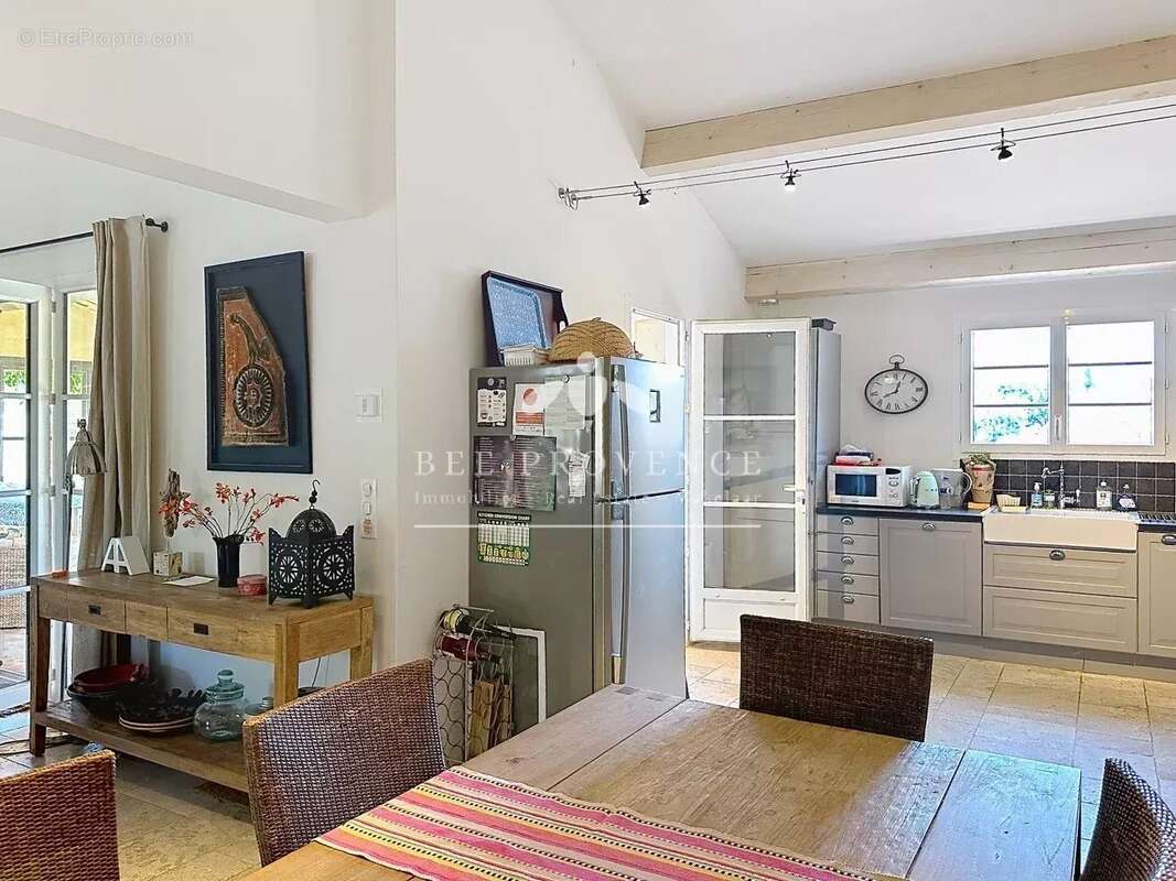 Maison de caractère avec piscine et maison d'amis, au calme - photo 18