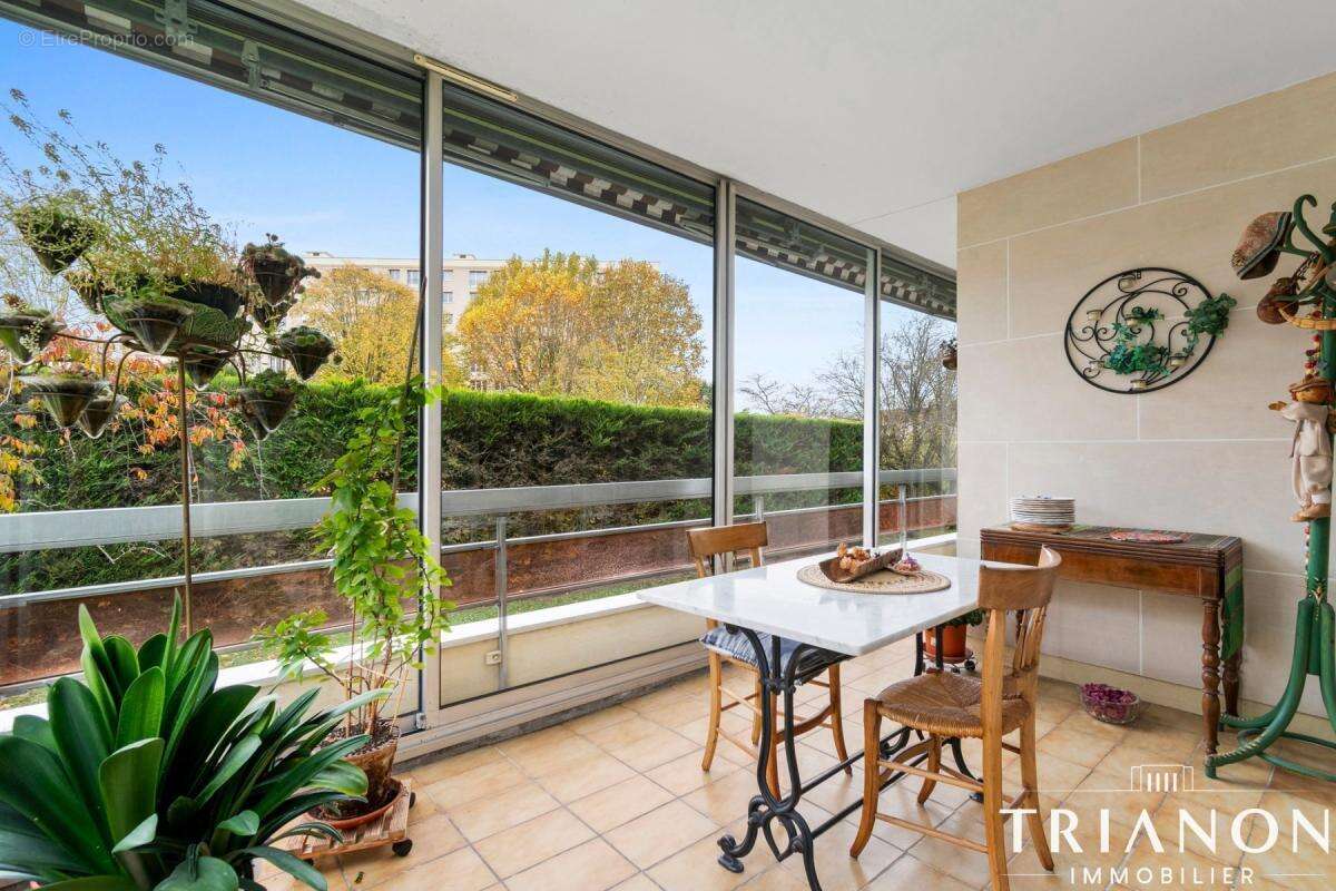 Grand appartement avec exterieur et ascenseur - photo 5