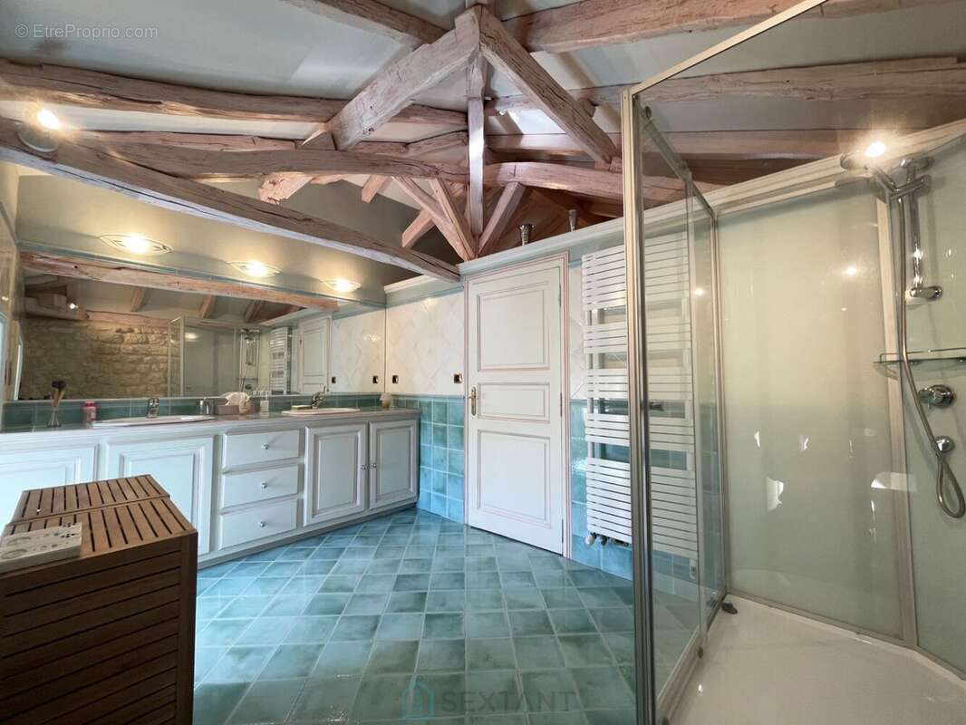 Propriete d'exception de 455 m² sur un terrain de 3 628 m² - photo 18