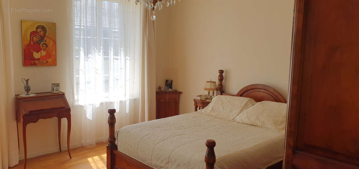 Maison à CRUGNY