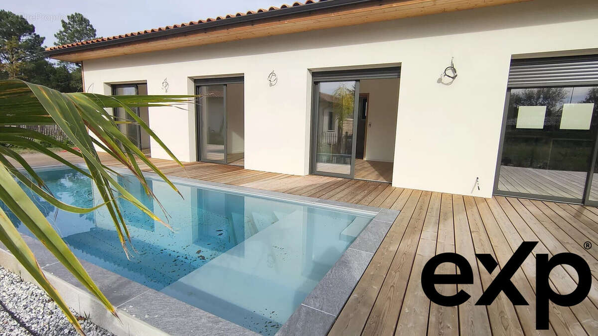 Maison à MOLIETS-ET-MAA