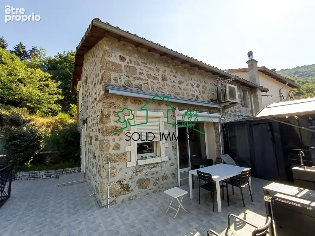 Maison Traditionnelle de 135 m2 sur la commune de Genestelle 07530 - photo 3
