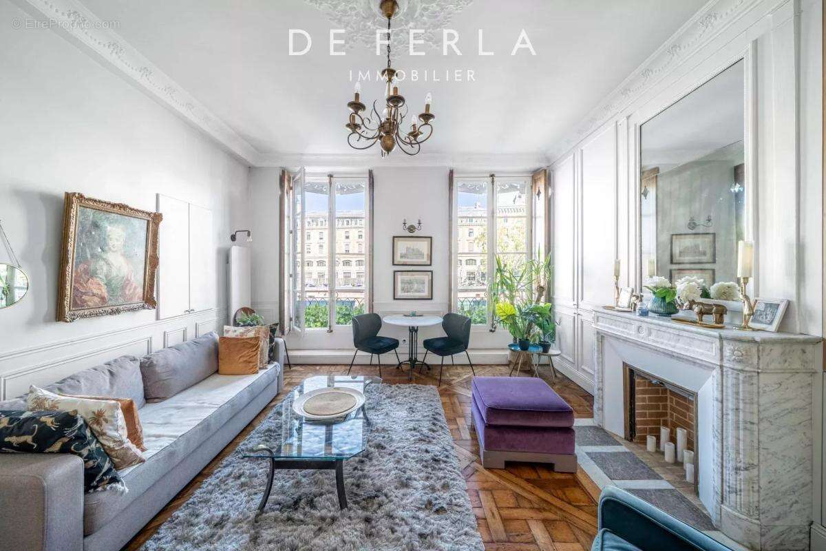 Appartement à PARIS-5E